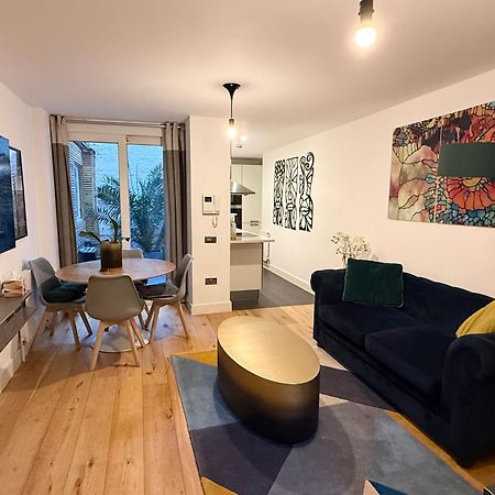 Immaculate Covent Garden Apartment London Exteriör bild