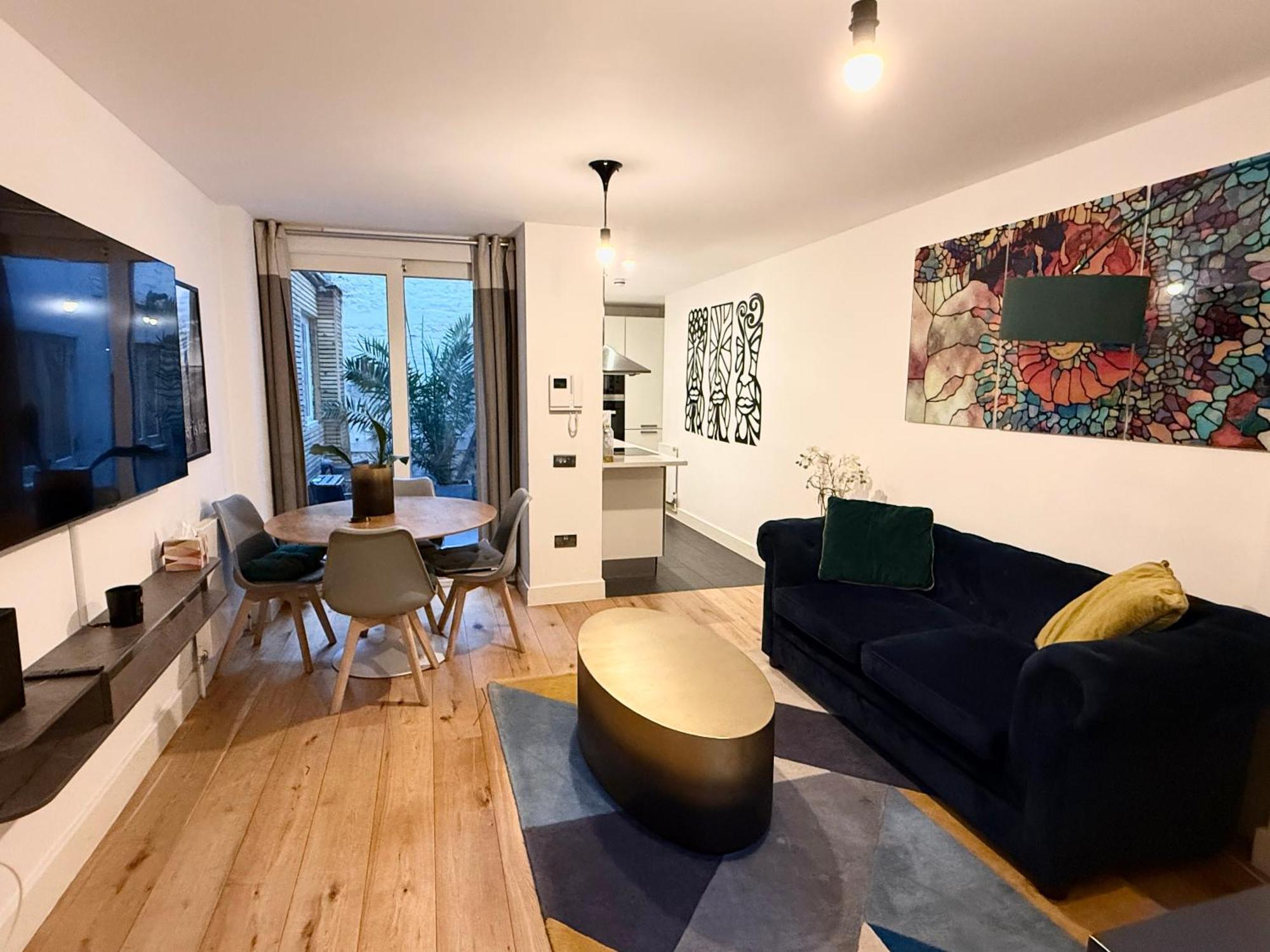 Immaculate Covent Garden Apartment London Exteriör bild